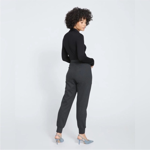 NWT UNIVERSAL STANDARD Pant in Charcoal - Picture 2 of 7